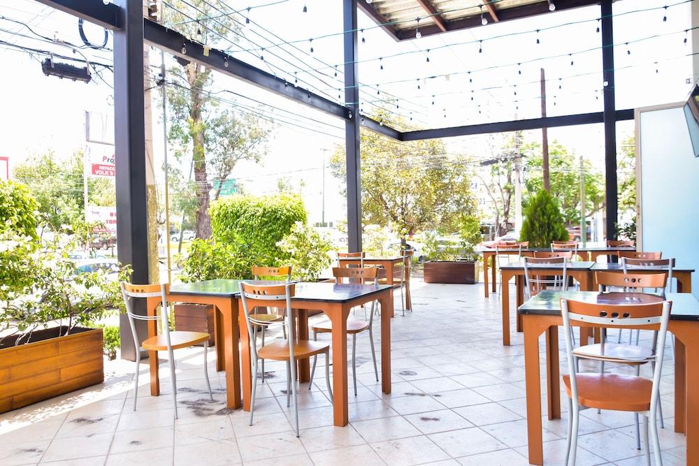 Hg Hotel Zapopan Εξωτερικό φωτογραφία