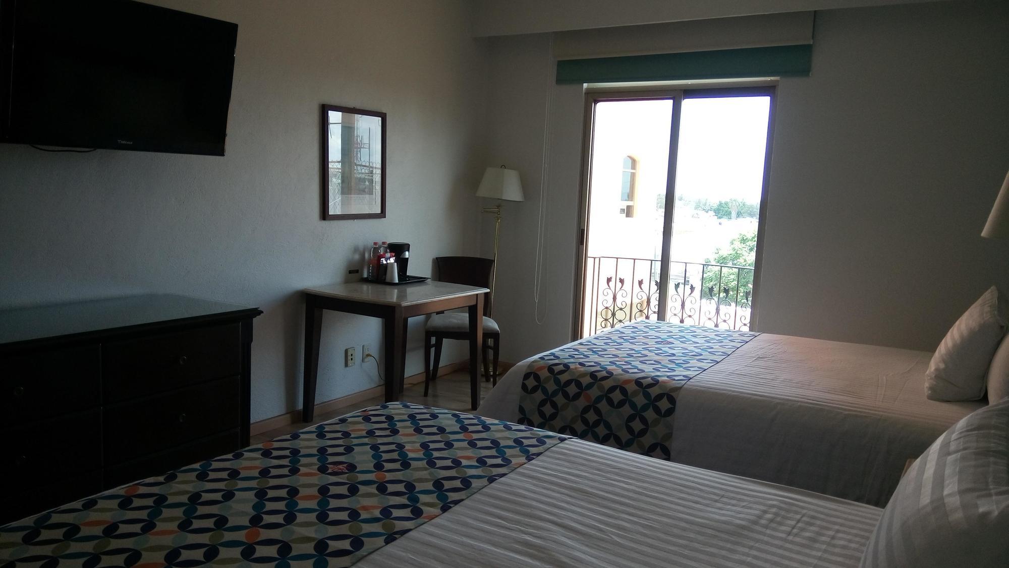 Hg Hotel Zapopan Εξωτερικό φωτογραφία